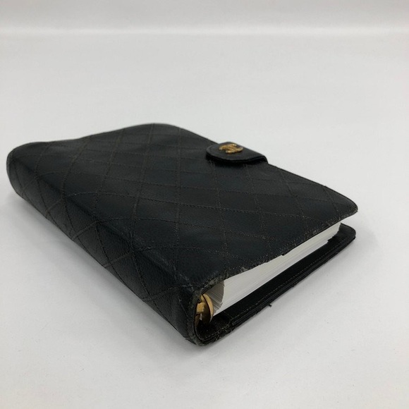 Chanel Matrasse Quilted Black MM Agenda planner notebook cover black - Picture 5 of 9